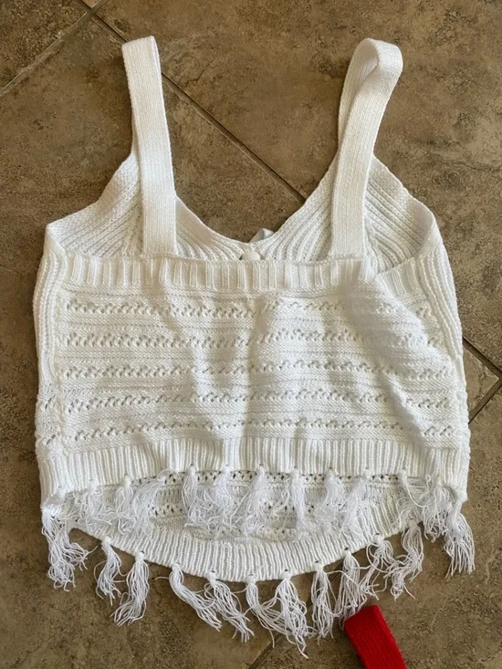 Fringe Tie Front Knit Crop Festival Party Top Red White and Beige size Small - Picture 6 of 8